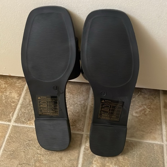 Comfort By Alexis Bendel sandals size:7 - Picture 4 of 4